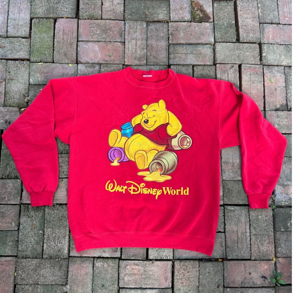 Vintage Walt Disney World Winnie the Pooh Sweatshirt Red Graphic Pullover XL